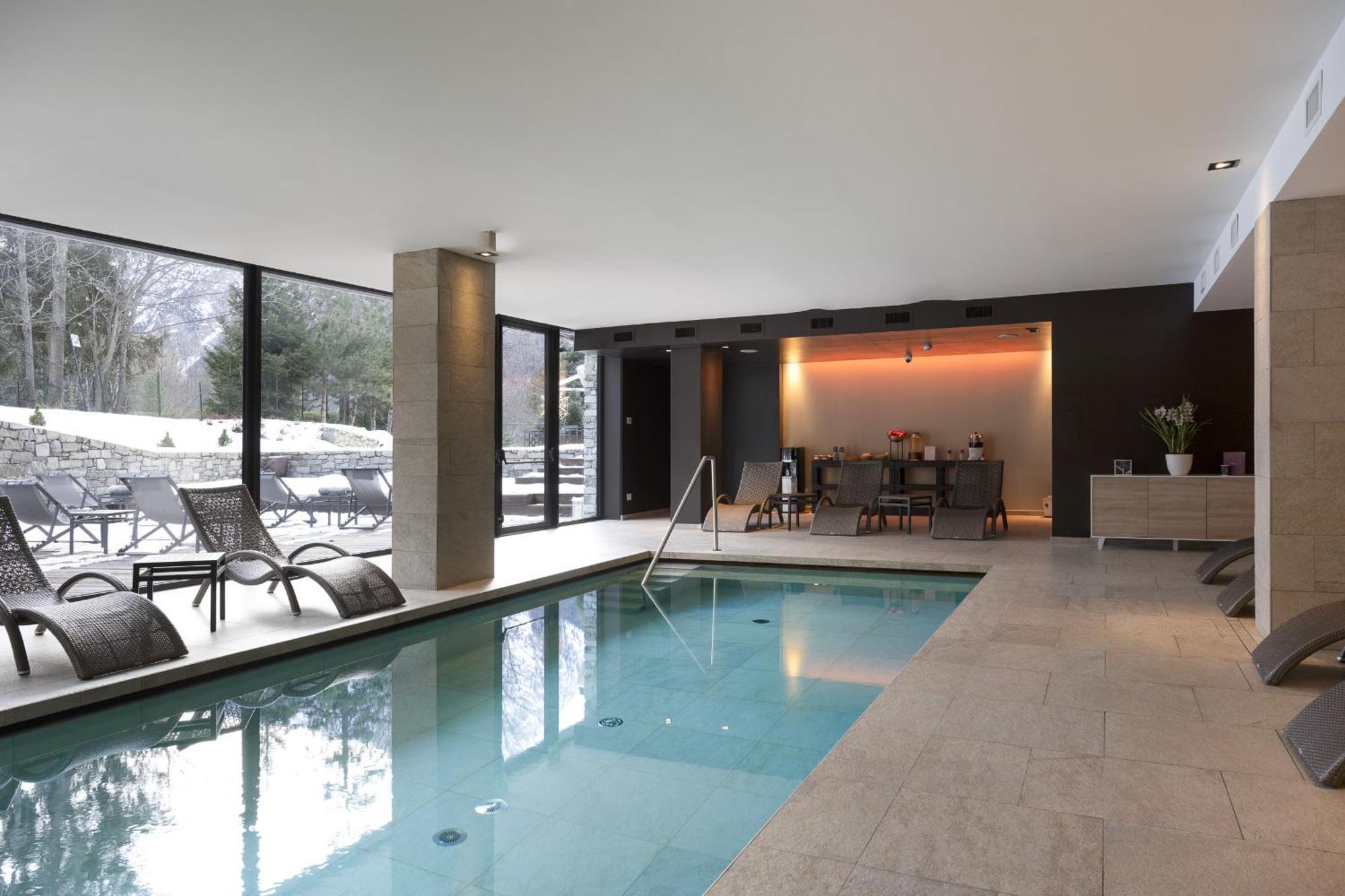 Grand Hotel Courmayeur Mont Blanc, By R Collection Hotels Екстер'єр фото