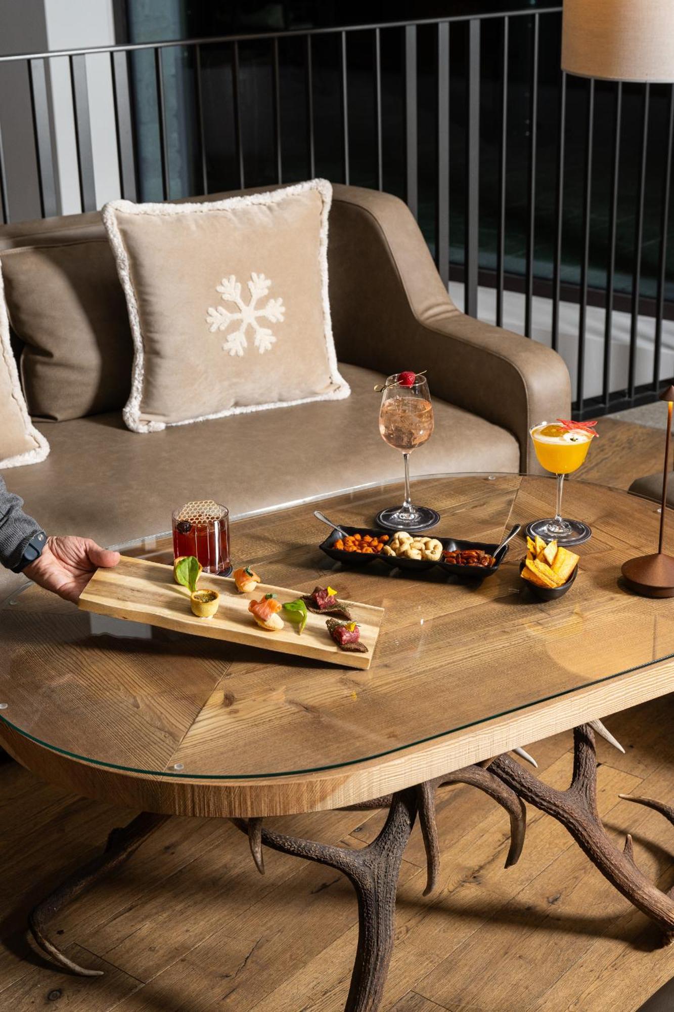 Grand Hotel Courmayeur Mont Blanc, By R Collection Hotels Екстер'єр фото