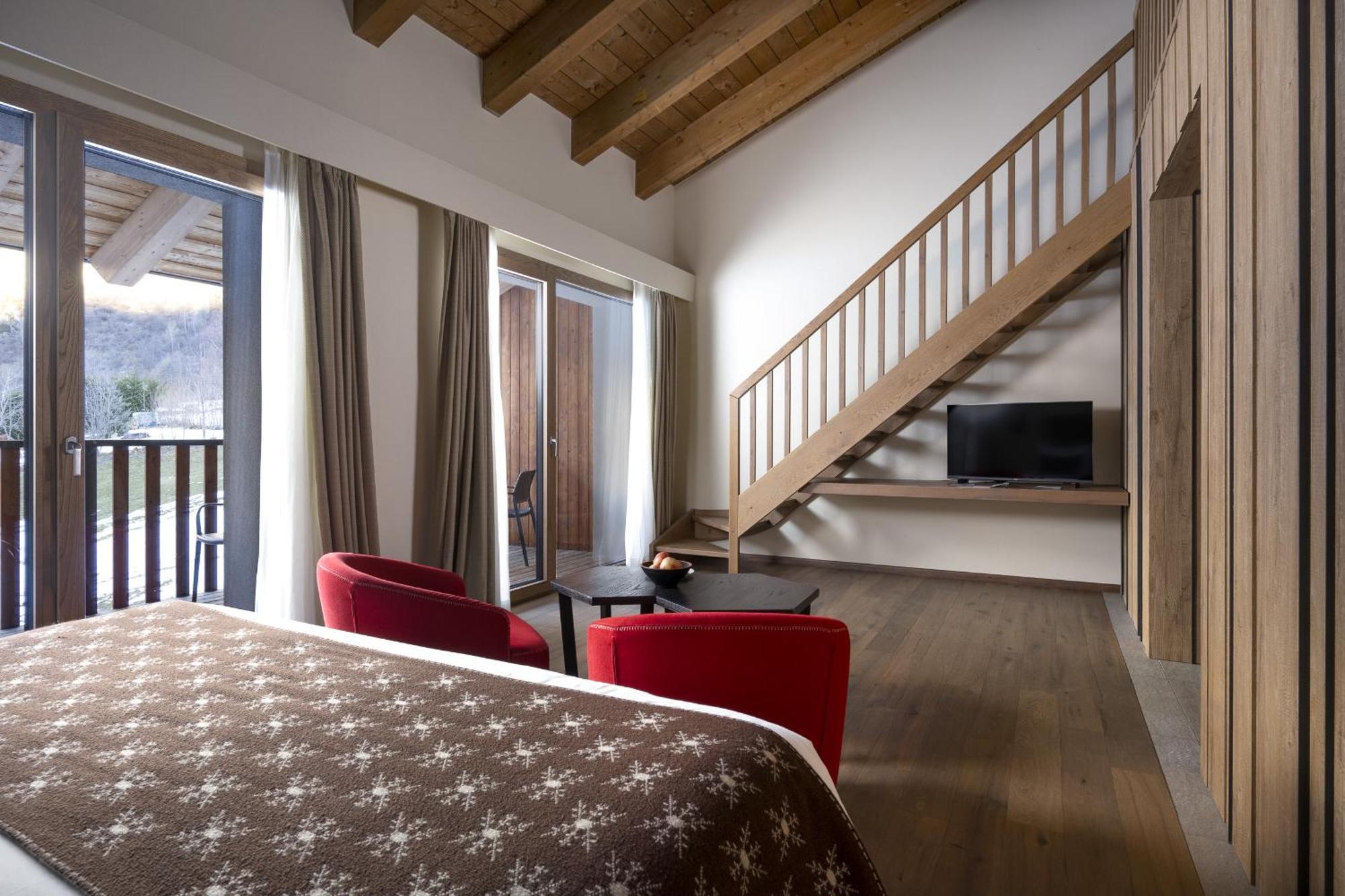 Grand Hotel Courmayeur Mont Blanc, By R Collection Hotels Номер фото